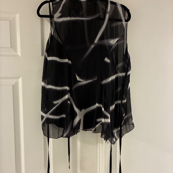 Elie Tahari Silk Top - Picture 2 of 5